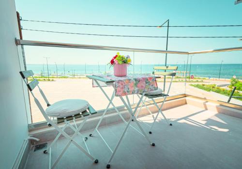 DeMare Suite - Nea Moudania