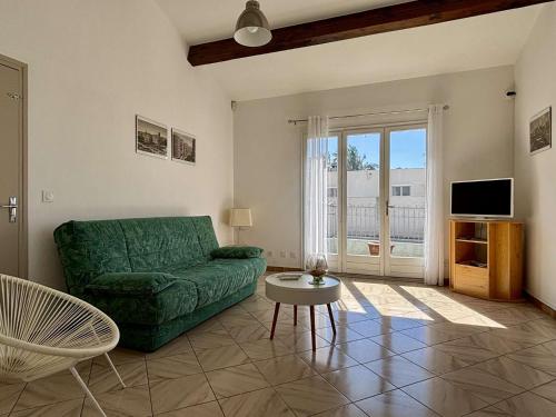 Photo de la galerie de l'établissement Appartement 2 pièces - 4 personnes - Latour Bas Elne AR000-L01, à Latour-Bas-Elne