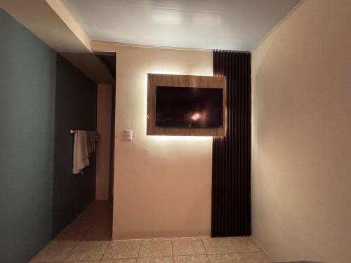 TV a/nebo společenská místnost v ubytování Oasis Urbano San Benito