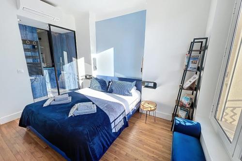 Photo de la galerie de l'établissement 50 Shades of Blue Modern & Stylish Apartment Central Cannes Croisette 2mn, à Cannes