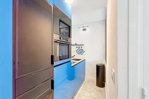 Photo de la galerie de l'établissement 50 Shades of Blue Modern & Stylish Apartment Central Cannes Croisette 2mn, à Cannes
