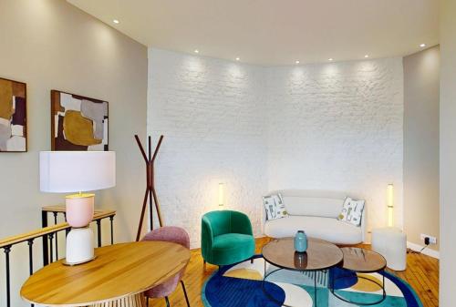 Parisian Apartment in the Latin Quarter's heart