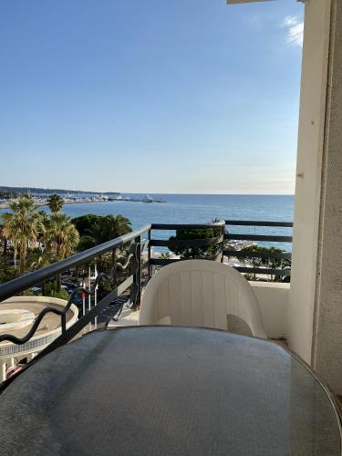 Splendide appartement face Croisette - SOU3528