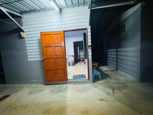 an open door in a building with a room at Serenity House 4A in Ban Nong Chaeng
