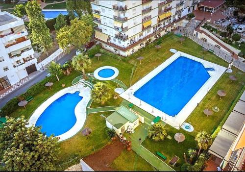 Evans Realty BZ Estudio & Piscina & Centro & Playa