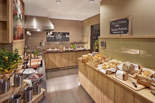 Jídlo v hotelu nebo okolí