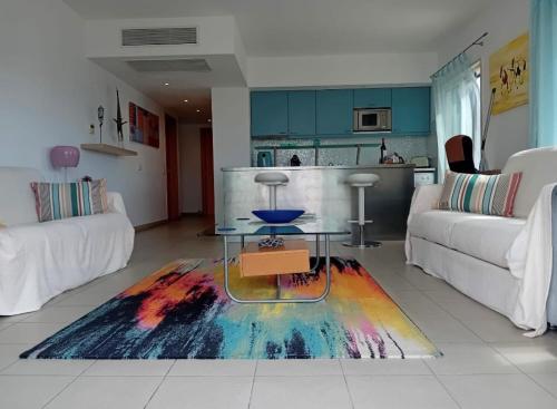 Marina Apartment with Pool Access
