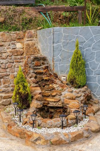 Κήπος έξω από το Nature Retreat Views, Grill, Jacuzzi & Glamping
