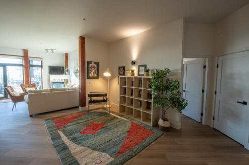 Posezení v ubytování Big Beach Escape - Ucluelet - Sleeps 6 - Pet Friendly