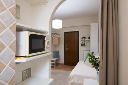 St Peter Vatican Lovely Apartment & Patio, Rome