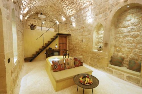 Gambar di galeri bagi Rec326 di Mardin