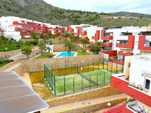 Evans Realty CA Piscina & Padel & Garaje