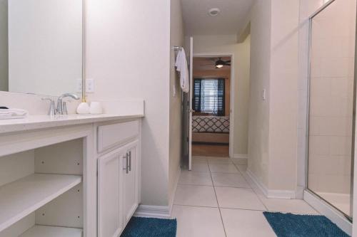 2 BR Modern Apt near Disney SL4741 photo 16