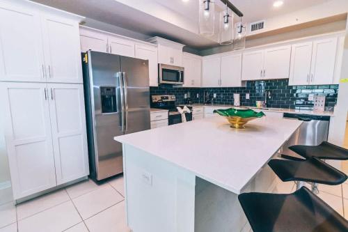 2 BR Modern Apt near Disney SL4741 photo 19