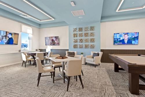 2 BR Modern Apt near Disney SL4741 photo 35