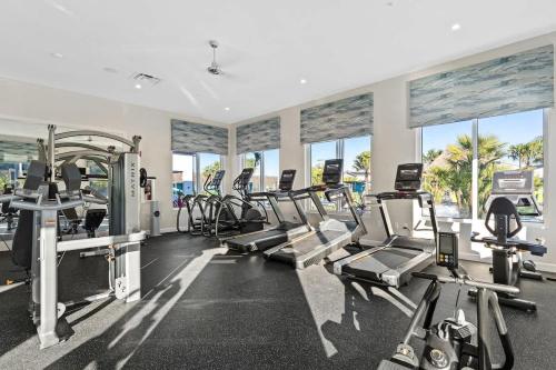 2 BR Modern Apt near Disney SL4741 photo 44