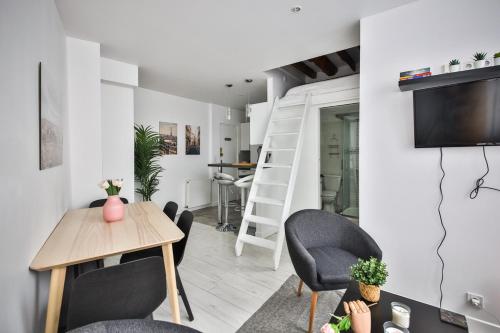 Le Petit Rousseau - Cosy & Calme - by Mon Petit Faré
