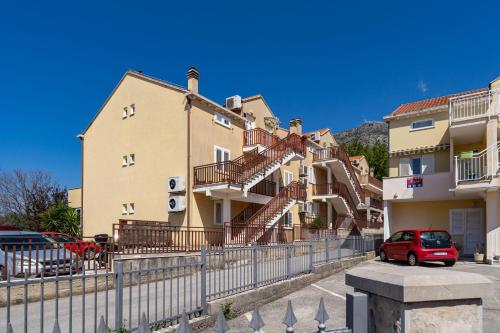 Sunset Horizon Apartment - free private parking