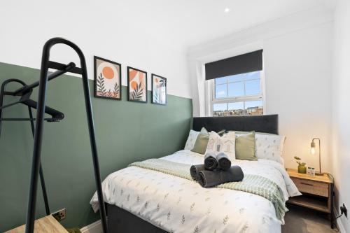 Rare Free Parking 2 Bed Central Apartment photo 19