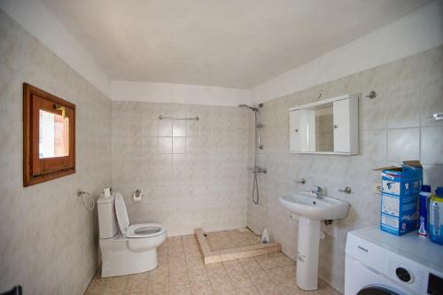 Un baño de Zens Villa Dhermi Village Escape