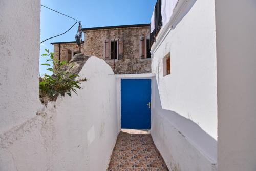 Imagen de la galería de Zens Villa Dhermi Village Escape, en Dhërmi