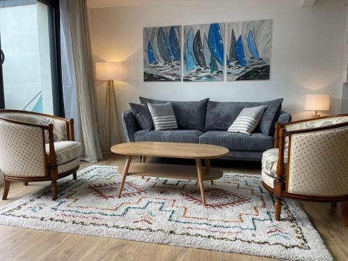 Plein centre Auray - Grand duplex 2 chambres avec terrasse ensoleillée