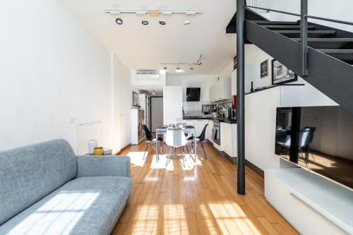 The Floating Room