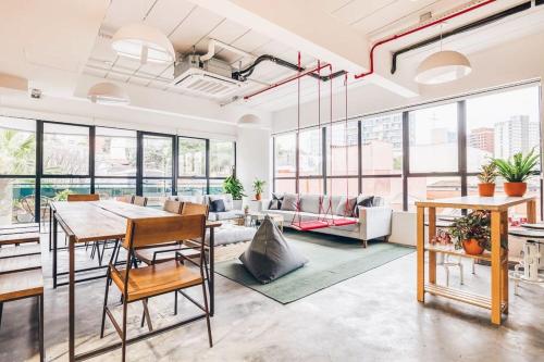 Гостиная зона в Own Vila Madalena