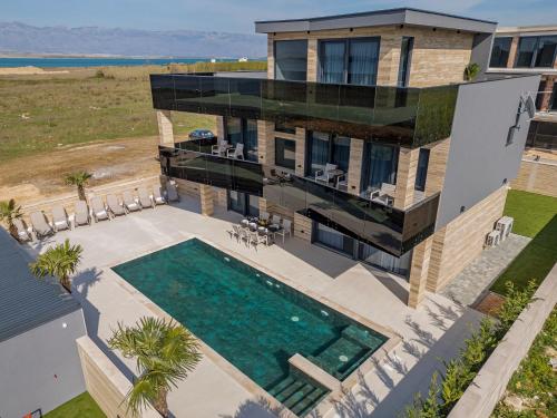 Seaside house with a swimming pool Privlaka, Zadar - 24270