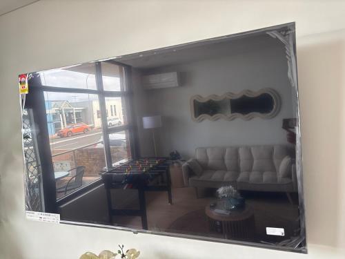 Χώρος καθιστικού στο Beachfront Apartment in Brighton