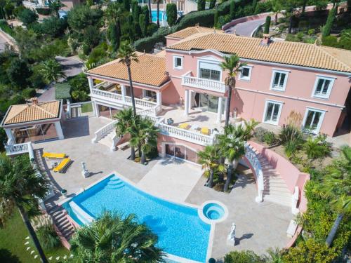 Villa de Maître 6 Chambres avec Piscine et Jacuzzi - FR-1-768-119