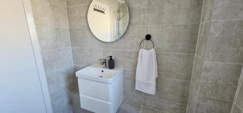 Gallery image of Stylish 2BR Condo in Grays, close to Lakeside, Tilbury Docks and London City in Grays Thurrock