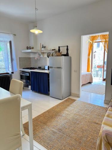 Η κουζίνα ή μικρή κουζίνα στο Casa Vacanze DONNA LUCREZIA