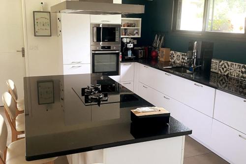 Photo de la galerie de l'établissement Maison familiale avec jardin sur la côte landaise, à Magescq