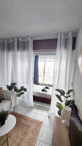 Nice studio with pool and air conditioning