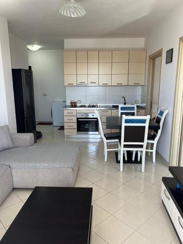 Kuchyň nebo kuchyňský kout v ubytování BEACH FRONT RIEM