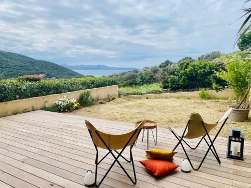 T2 Farinole, vue mer sur le golfe de St Florent, plage a pied