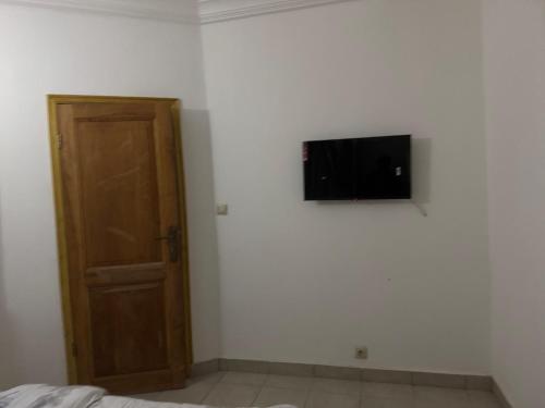 TV a/nebo společenská místnost v ubytování Complexe Mael