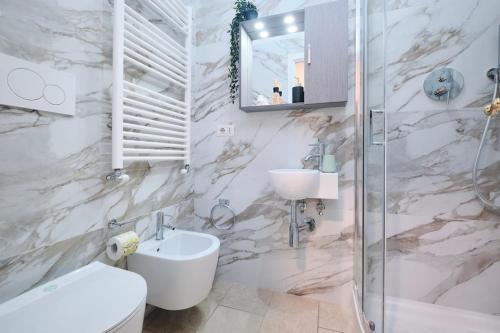 5 Cozy Pigneto Apt, Wifi & AC