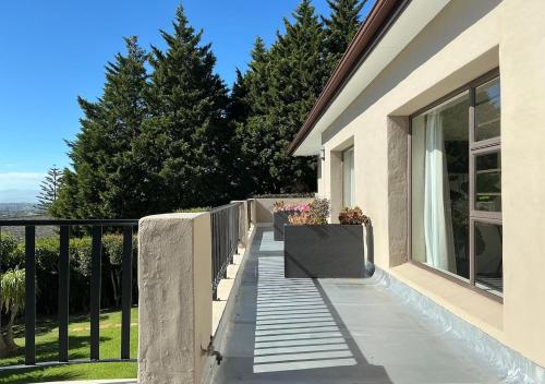 Gallery image of B Shocked Manor - Lux Suites in Cape Town