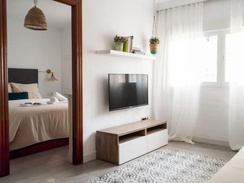 Beautiful flat perfectly located by beach and city