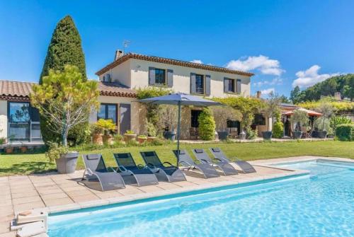 Villa Aix-en-Provence Pool and absolute calm