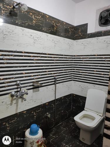 Afbeelding uit fotogalerij van Hotel Vikrant in Deoghar