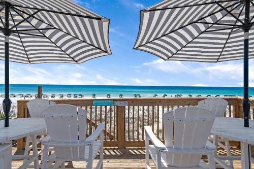Afbeelding uit fotogalerij van Capri by the Gulf 108 - Beachy Keen Bungalow in Destin