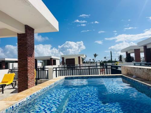 Cozy Penthouse w/ Private Picuzzi – Walk to Bavaro Beach!