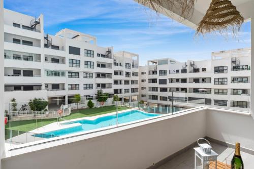 Elegant Apartment near the Beach & Old Town