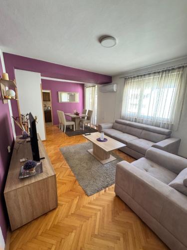 L's Apartment