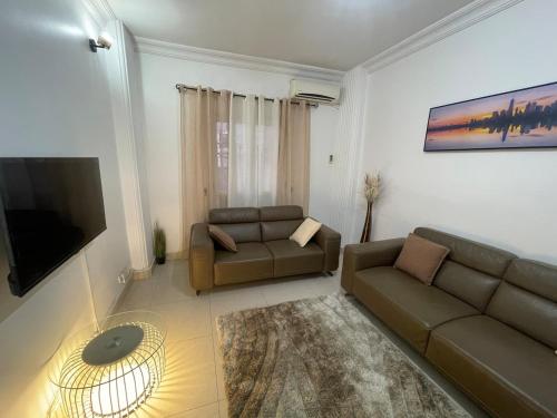 2-bedroom furnished apartment