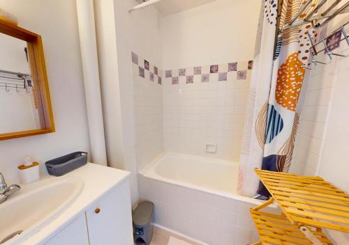 Ένα μπάνιο στο Bateau - T2 proche de l'océan à Hossegor