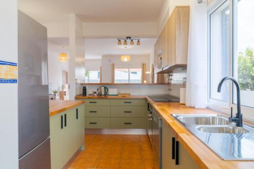 Køkken eller tekøkken på Casa Mieiro - Porto Santo